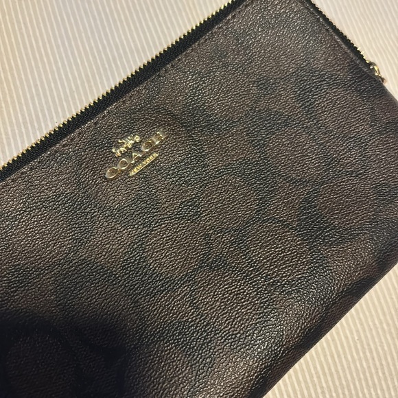 coach wallet - Picture 6 of 6